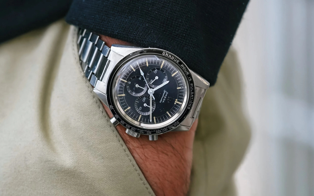 (Photo Credit: Hairspring) blue soleil speedmaster